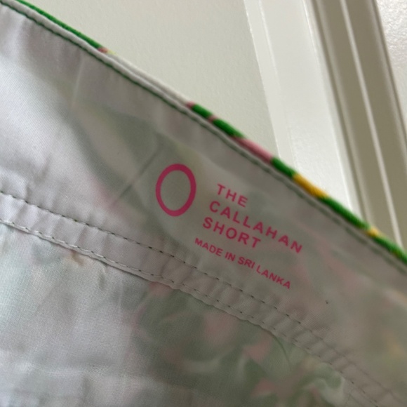 Lilly Pulitzer The Callahan Short - Multicolor Geometric Print, Size 0 - Picture 2 of 4